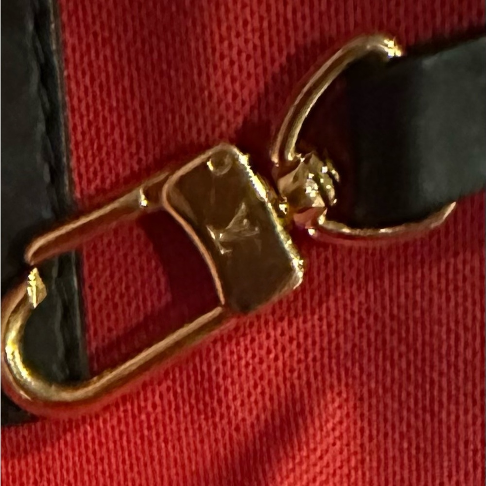 Louis Vuitton Brown Monogram Tote with Tan Handles - Picture 13 of 15